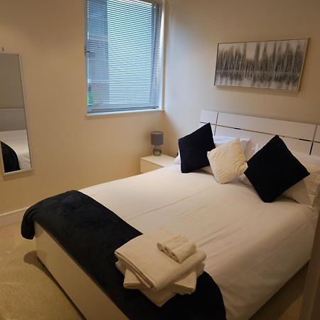 Comfy Spacious Apartment In Canary Wharf Londres Extérieur photo