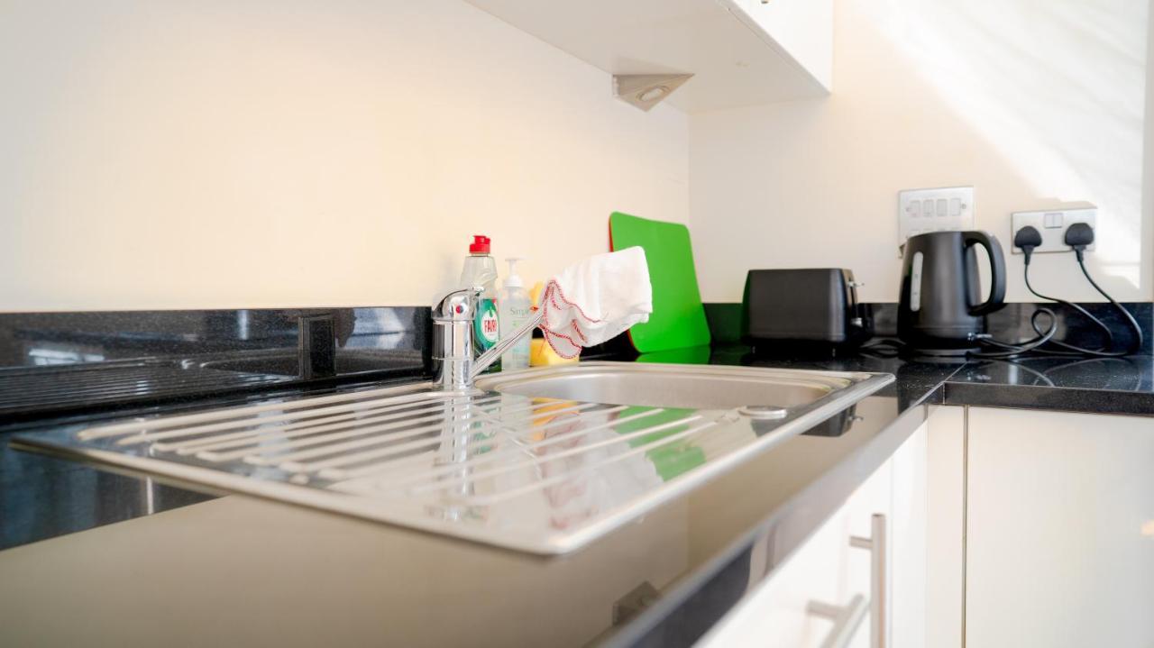 Comfy Spacious Apartment In Canary Wharf Londres Extérieur photo