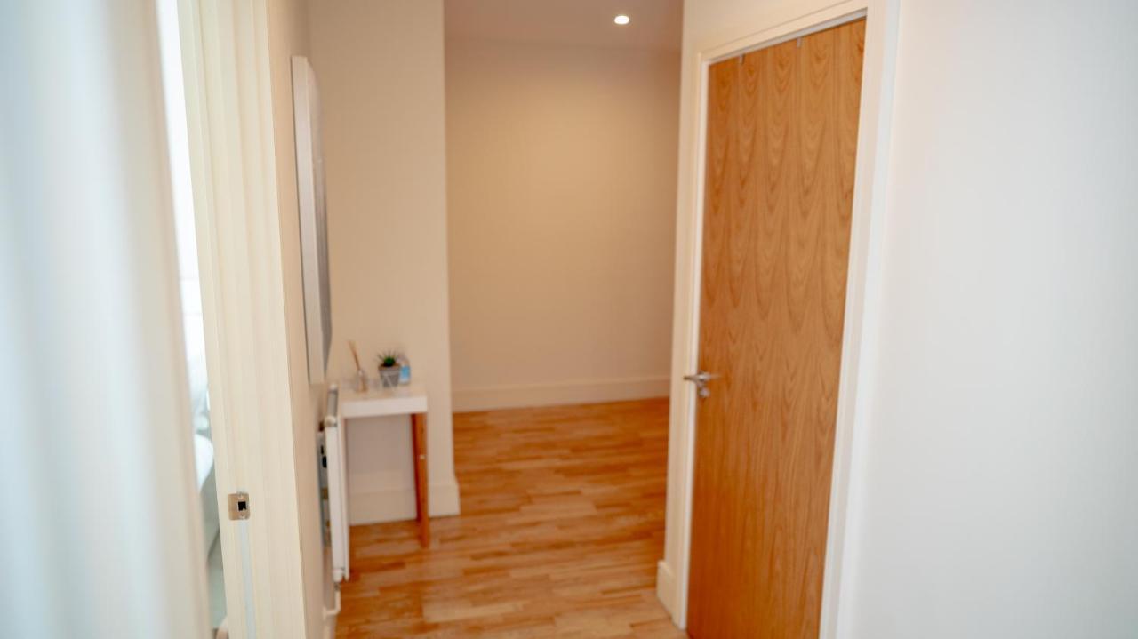 Comfy Spacious Apartment In Canary Wharf Londres Extérieur photo