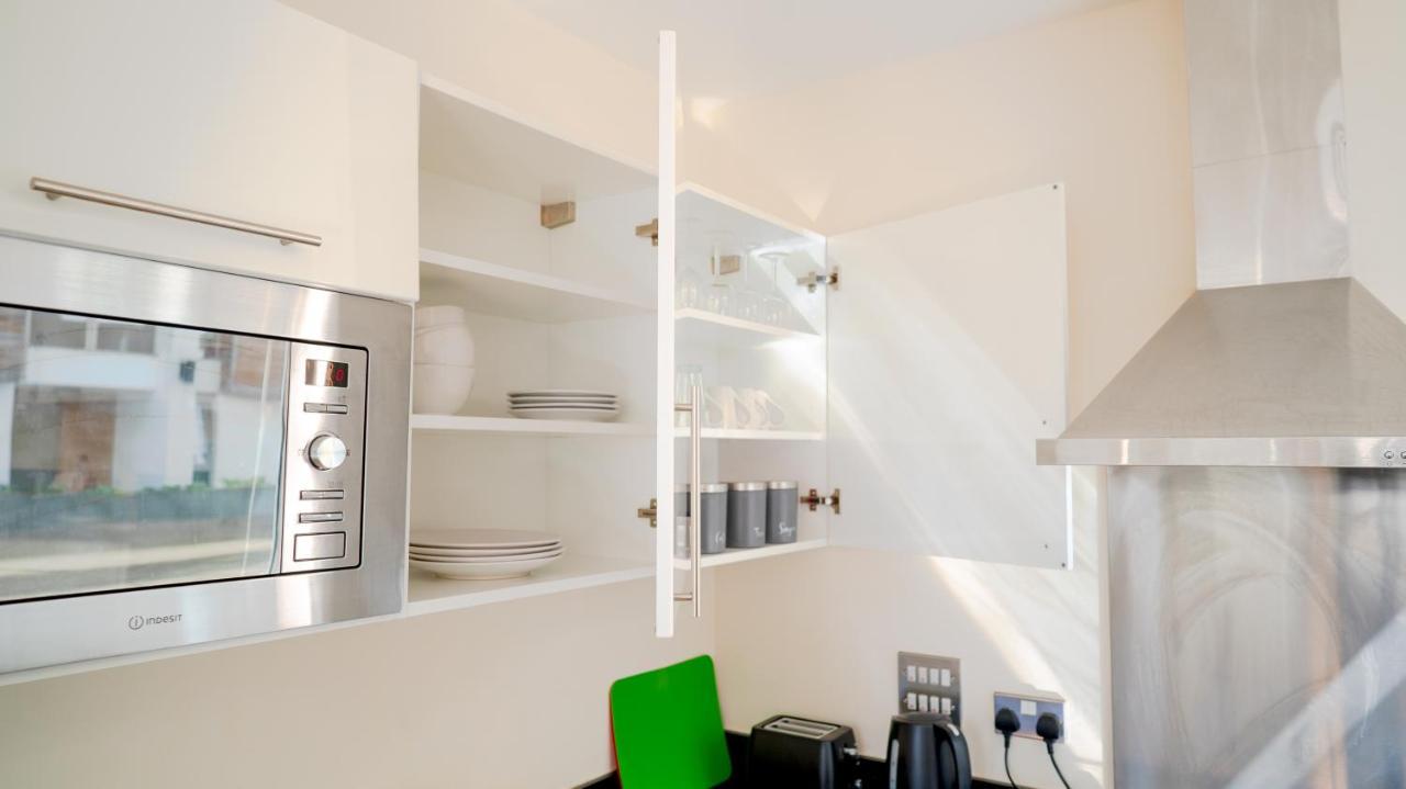 Comfy Spacious Apartment In Canary Wharf Londres Extérieur photo